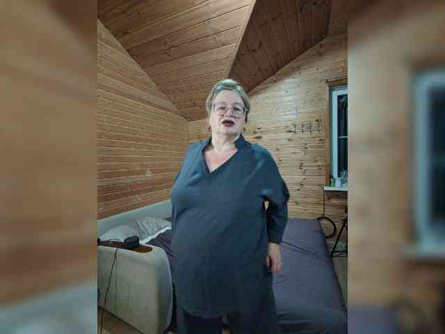 MilenaVelvet live female cam on bongacams