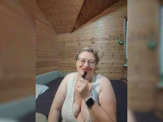 MilenaVelvet live female cam on bongacams