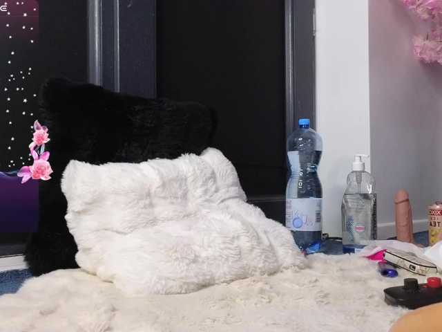 AdelineRiley live cam on BongaCams