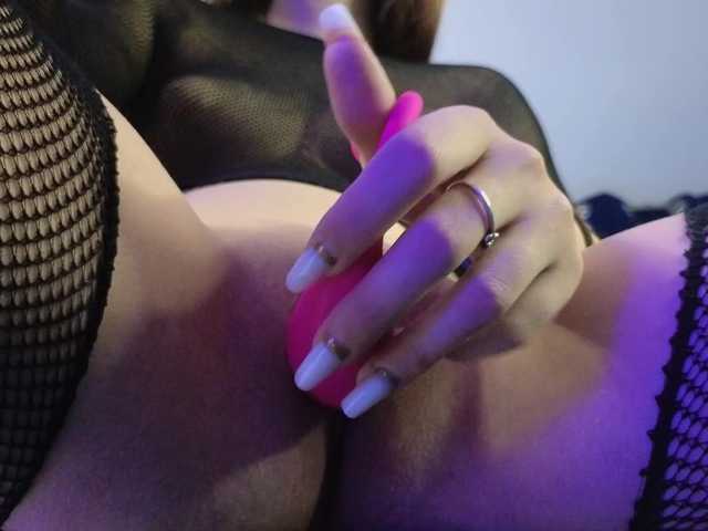 AdelineRiley live cam on BongaCams