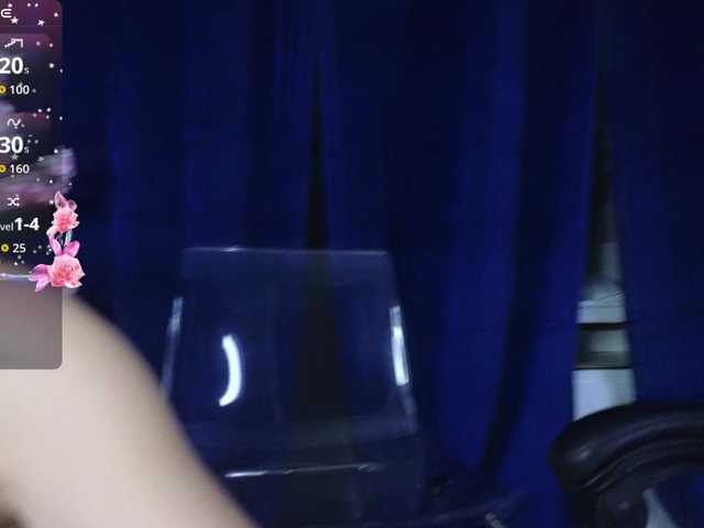 AdelineRiley live cam on BongaCams