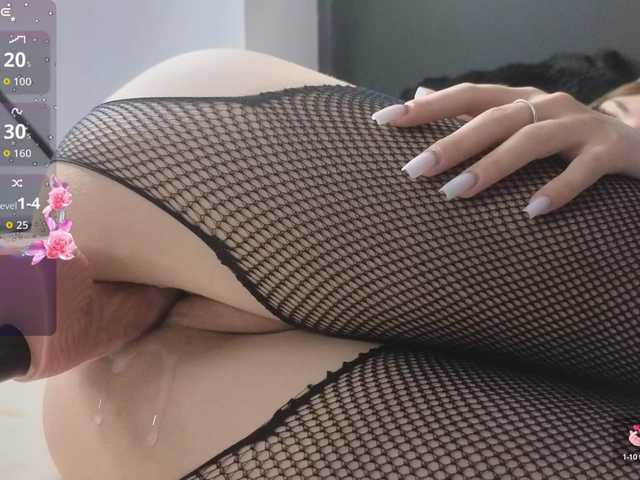 AdelineRiley live cam on UnifiedCams