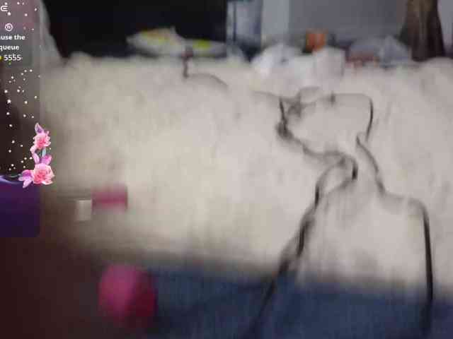 AdelineRiley webcam