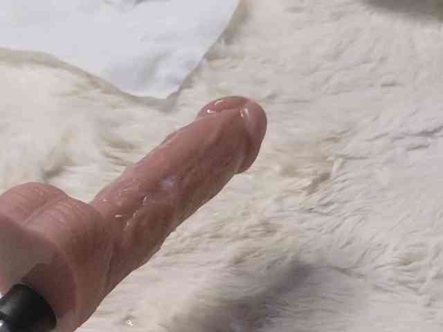 AdelineRiley webcam