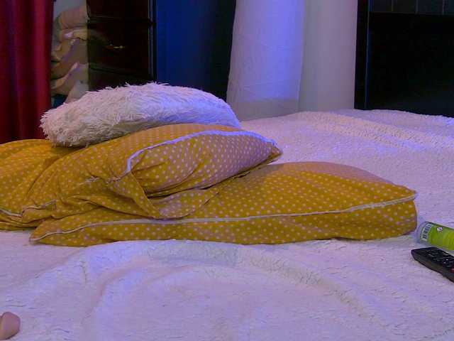 Lunna-Belle live cam on BongaCams