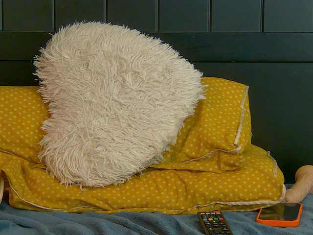 Lunna-Belle live cam on UnifiedCams