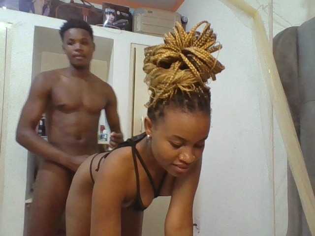 mnastycouple live sex show