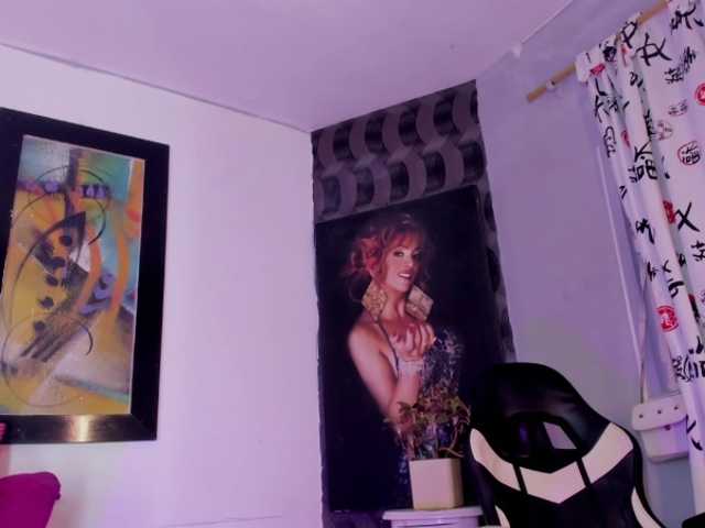 Nikollhot2026 live cam
