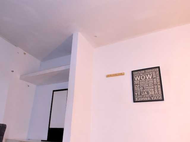 Nikollhot2026 — live trans cam