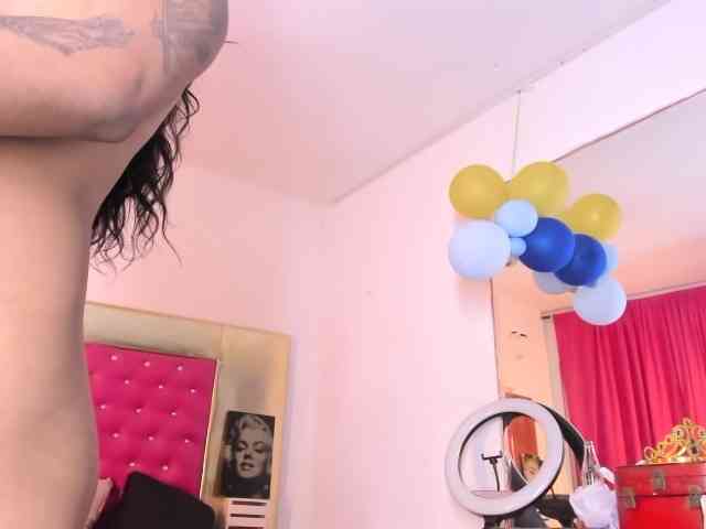 Nikollhot2026 Sex Cam Show