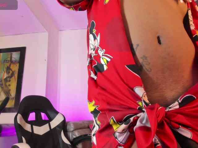 Nikollhot2026 Live Webcam on BongaCams