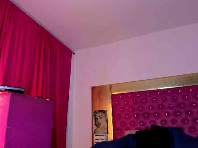 Nikollhot2026 Sex Cam Show