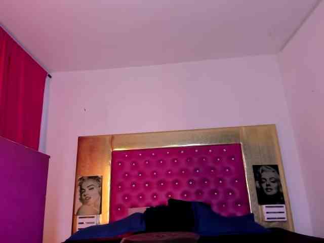 Nikollhot2026 Sex Cam Show