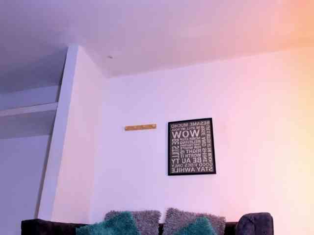 Nikollhot2026 Live Webcam on BongaCams