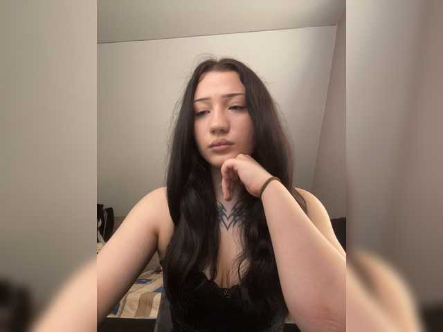 KRASOTKALIYAA live cam on BongaCams