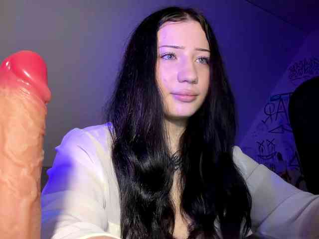 KRASOTKALIYAA webcam