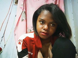Erica01's Live Webcam