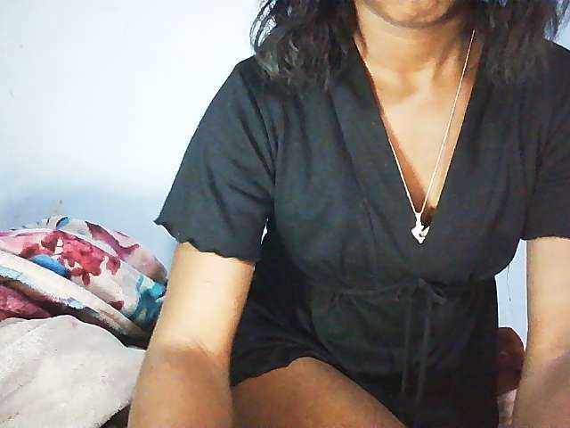 Erica01 live cam on BongaCams