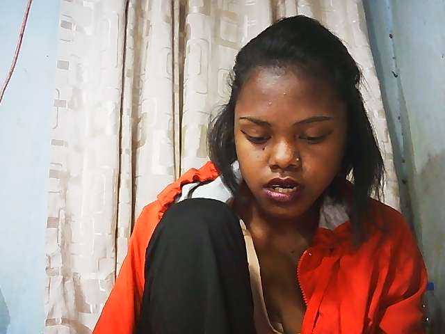 Erica01 live cam on BongaCams