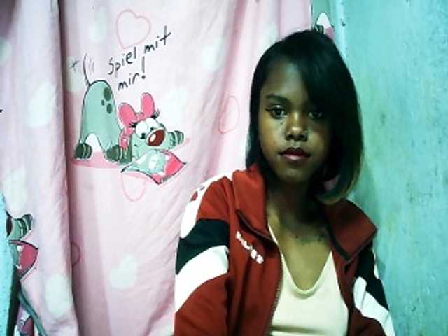 Erica01 live cam on BongaCams