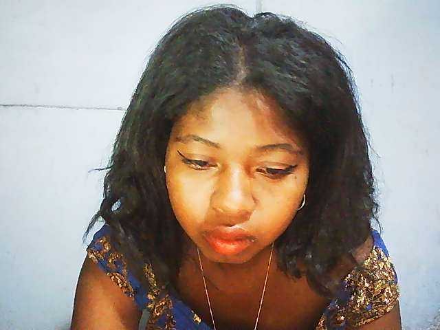 Erica01 live cam on BongaCams