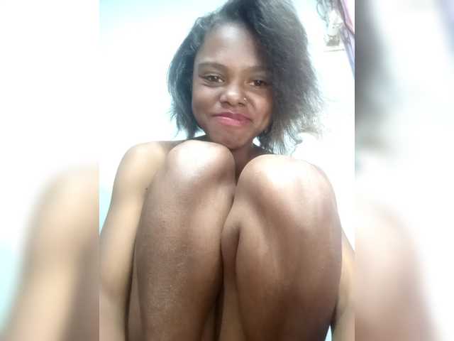 Erica01 live cam on BongaCams