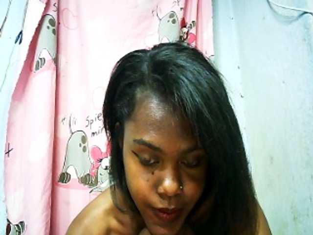 Erica01 live cam on BongaCams