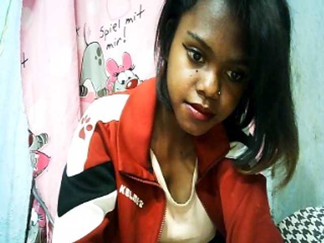 Erica01 live cam on BongaCams