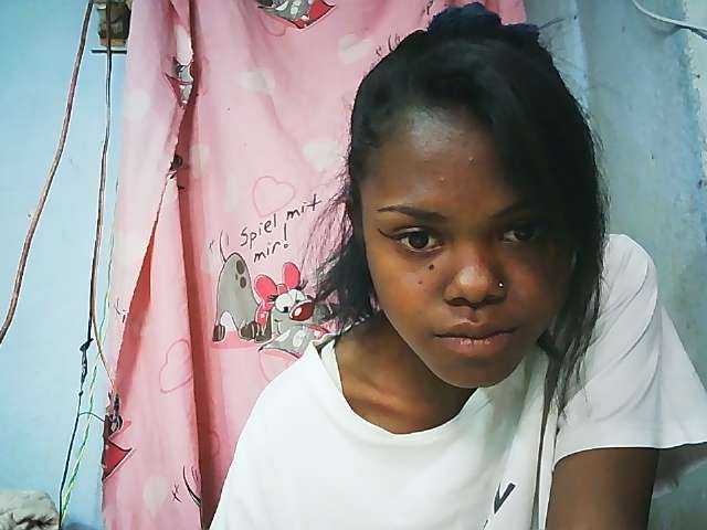 Erica01 live cam on BongaCams
