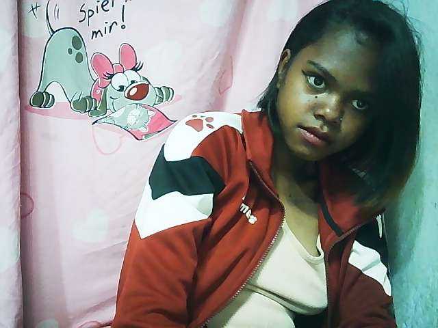 Erica01 live cam on BongaCams