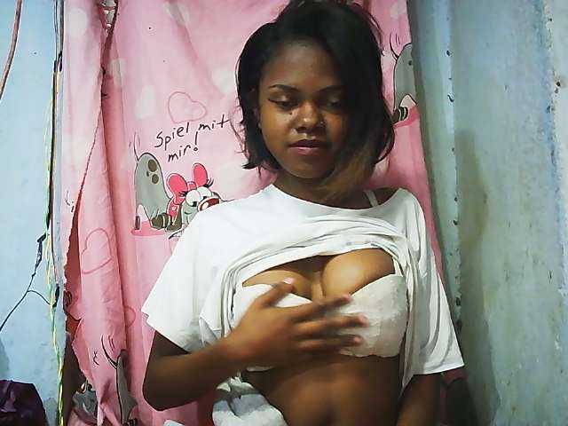 Erica01 live cam on BongaCams