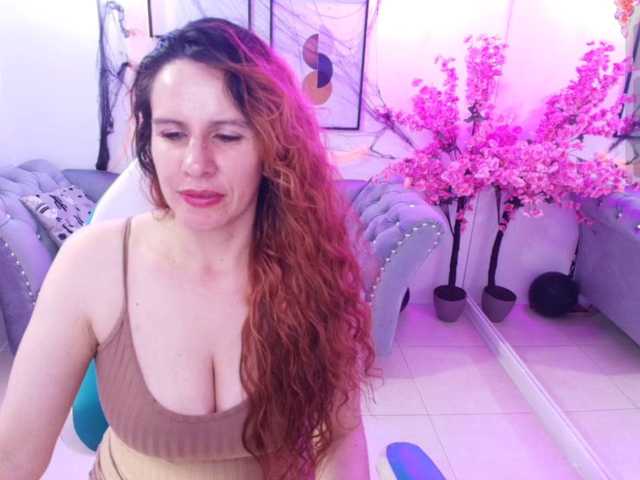 Rebecca-turner live cam on BongaCams