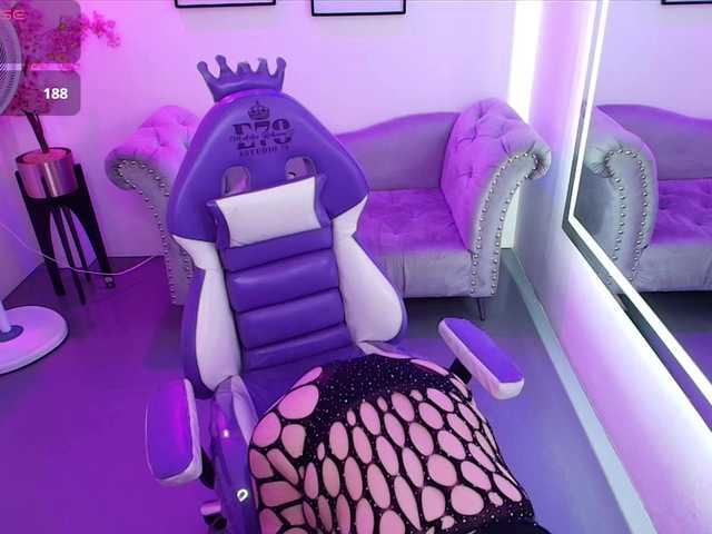 Rebecca-turner live cam on BongaCams