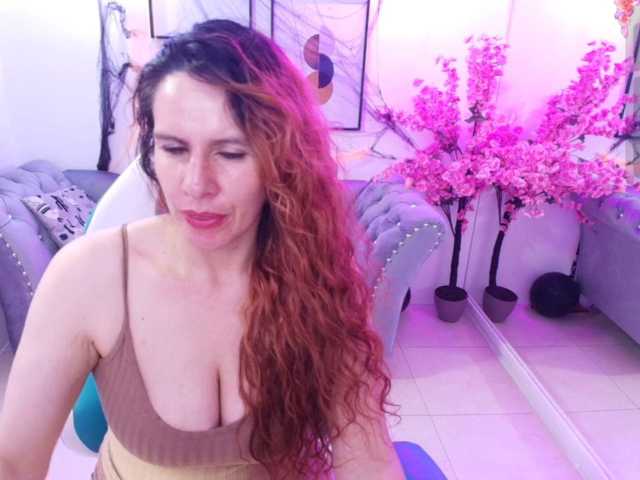 Rebecca-turner live cam on BongaCams