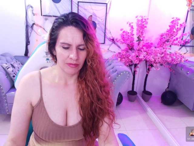 Rebecca-turner live cam preview