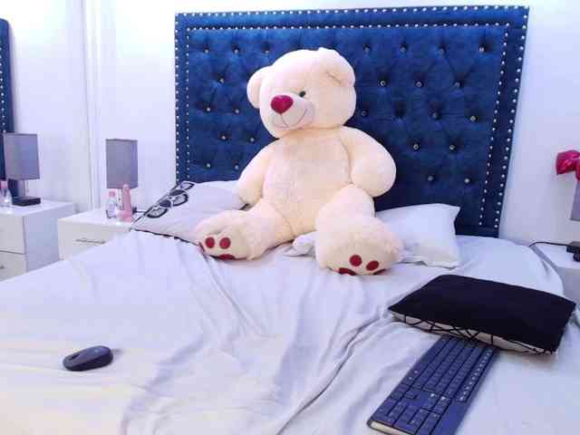 Rebecca-turner webcam