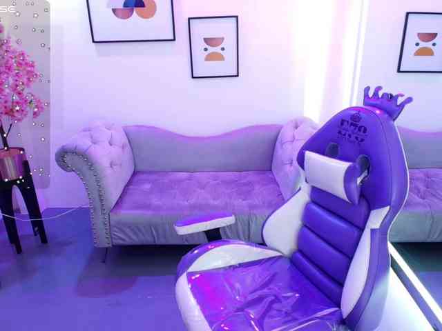 Rebecca-turner webcam
