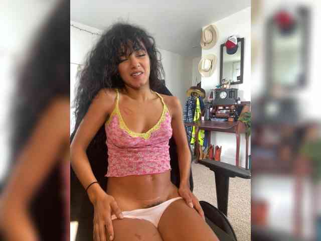 Kittybangbang webcam
