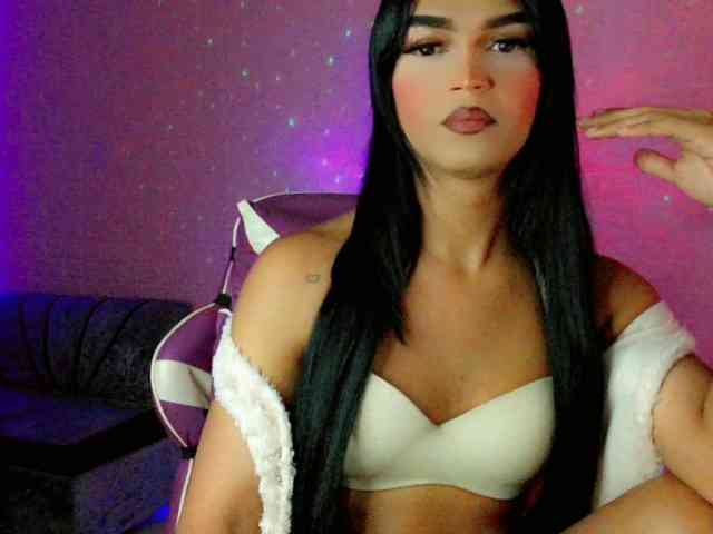 Mszoe-Hans Live Webcam on BongaCams