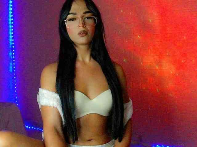 Mszoe-Hans Live Webcam on BongaCams