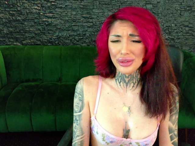 CassyFoxyy live cam on BongaCams