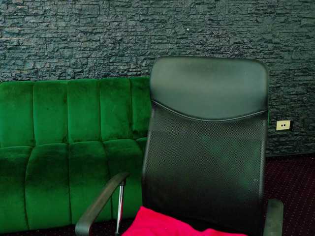CassyFoxyy live cam on BongaCams