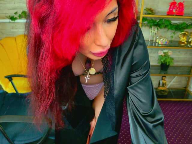 CassyFoxyy live cam on BongaCams