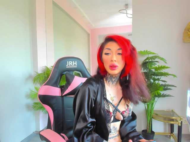 CassyFoxyy live cam on BongaCams