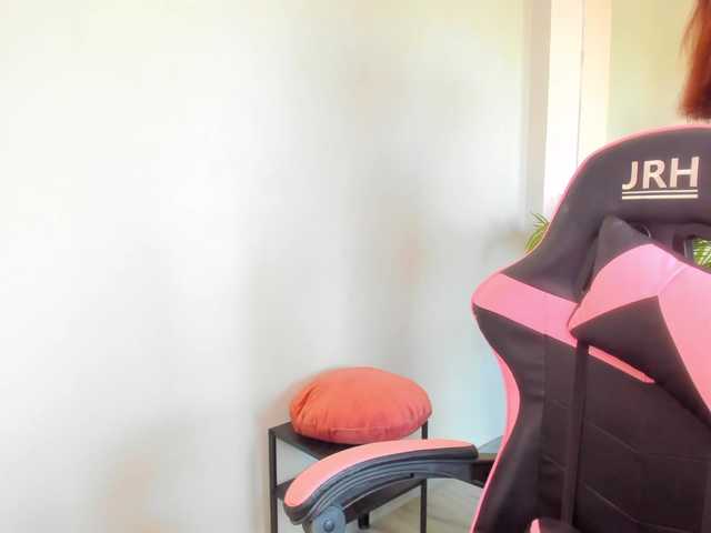 CassyFoxyy live cam on BongaCams