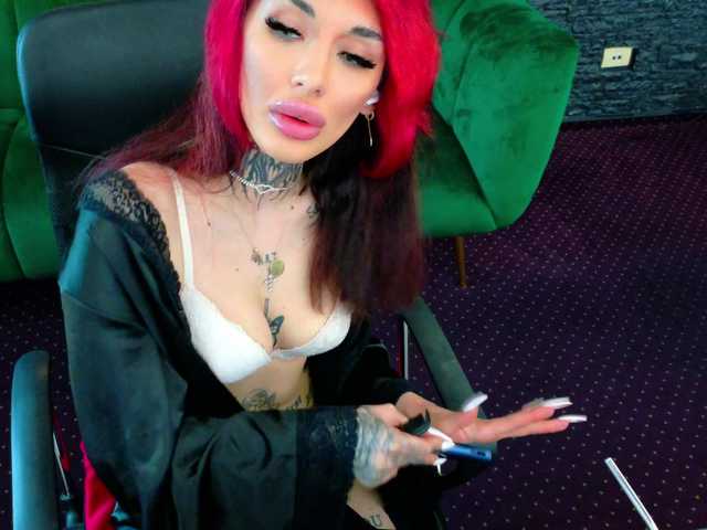 CassyFoxyy live cam on BongaCams