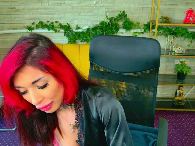 CassyFoxyy live cam on BongaCams