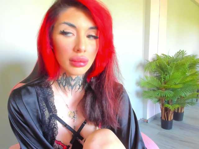 CassyFoxyy live cam on BongaCams