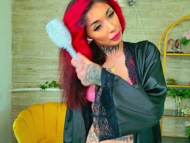 CassyFoxyy live cam on BongaCams