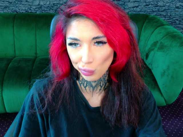 CassyFoxyy live cam on BongaCams
